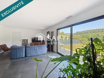 Maison - 83 m² - 3 pièces