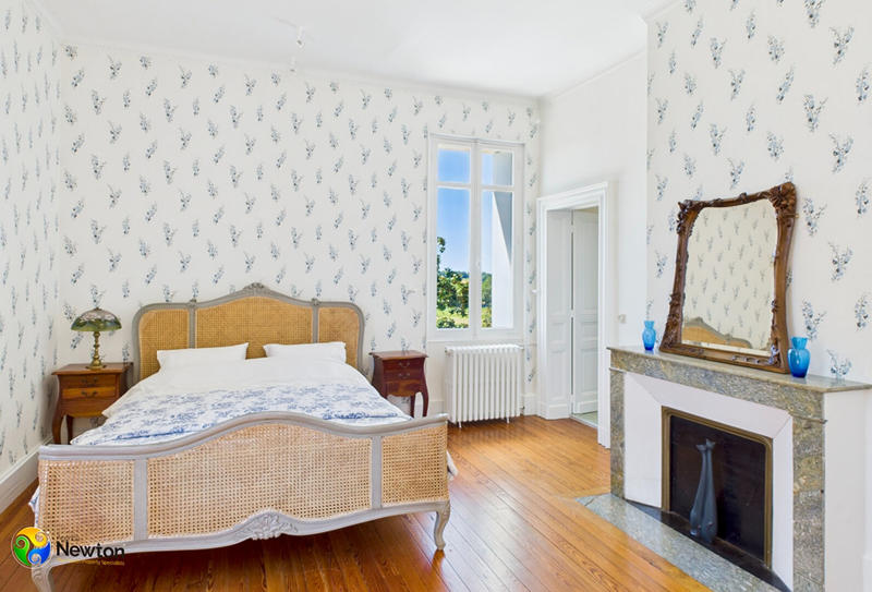 Demeure - 400 m² - 10 pièces