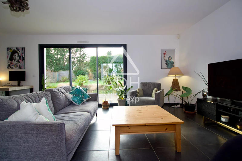 Maison contemporaine - 148 m² - 6 pièces