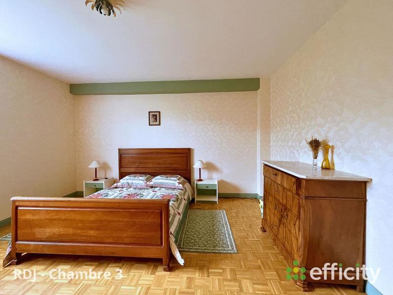 Maison - 191 m² - 7 pièces