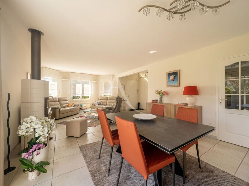 Maison - 150 m² - 7 pièces