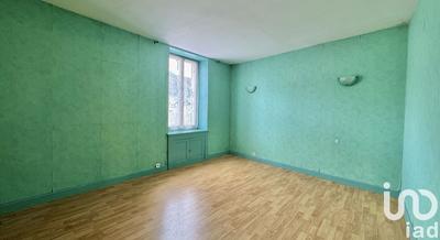 Maison - 93 m² - 4 pièces