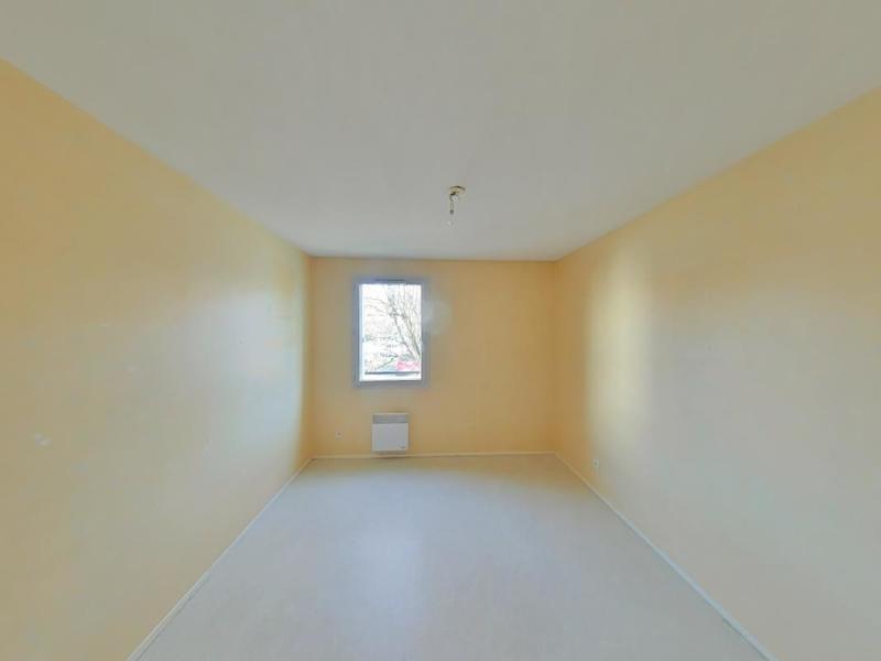 Appartement ancien - 72 m² - 3 pièces