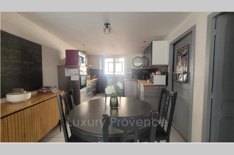 Appartement - 150 m² - 4 pièces