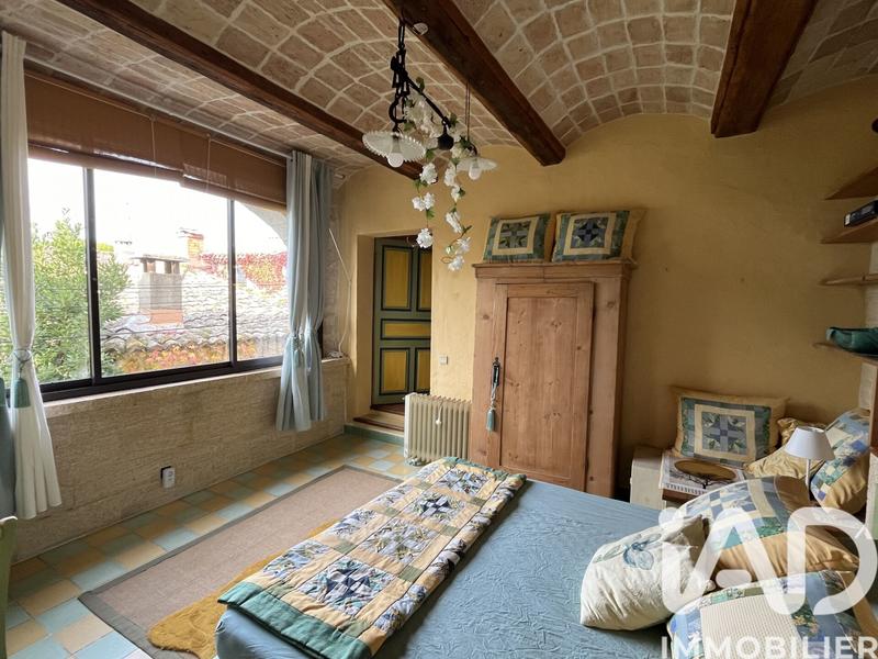 Maison - 195 m² - 9 pièces