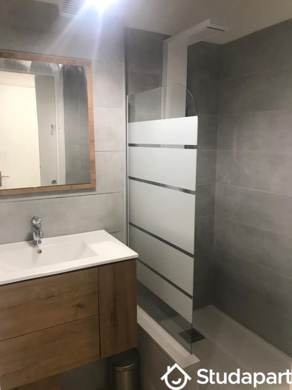 Chambre - 9 m² - 1 pièce