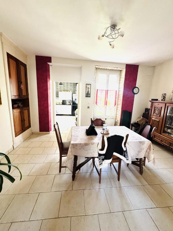 Maison de ville - 100 m² - 5 pièces