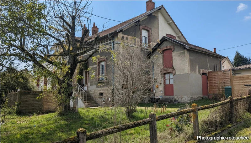 Maison traditionnelle - 85 m² - 3 pièces