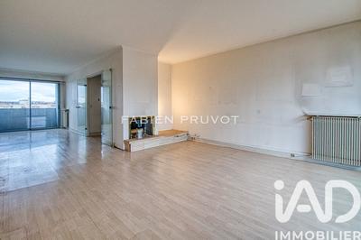 Appartement - 82 m² - 4 pièces