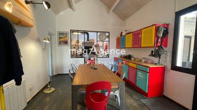 Maison - 92 m² - 5 pièces