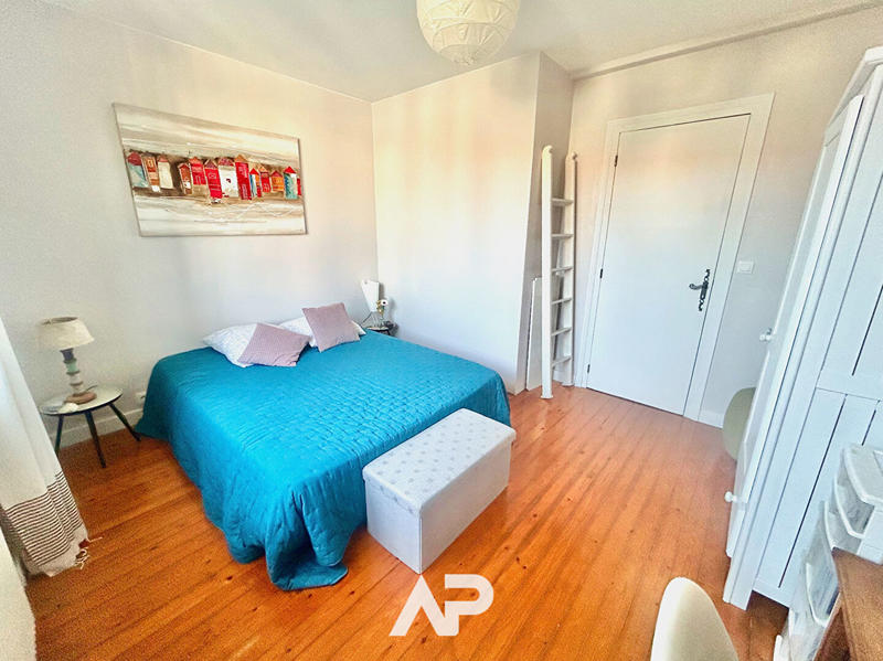 Maison - 97 m² - 5 pièces