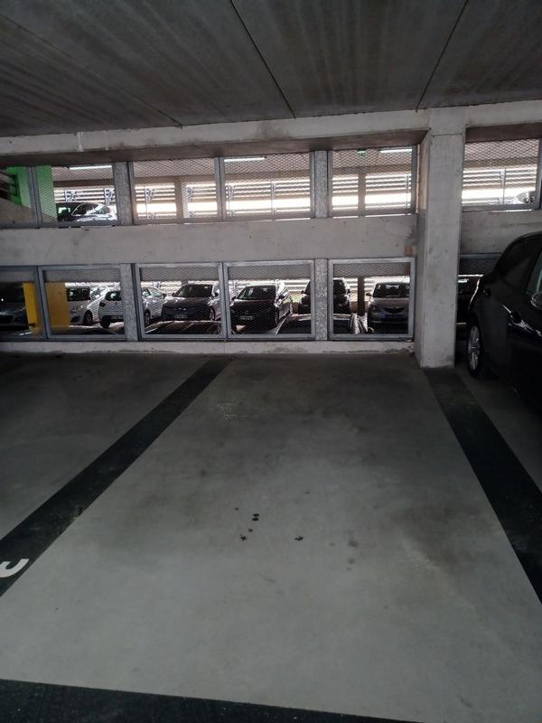 Parking / Garage - 13 m²