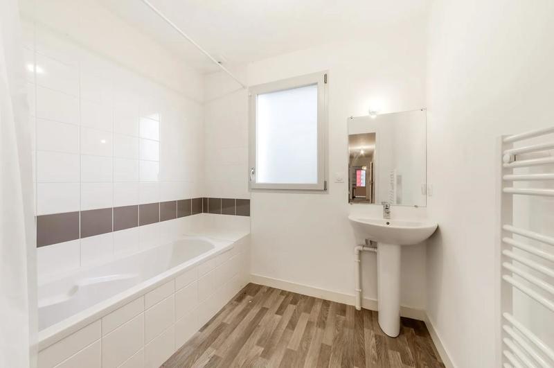 Appartement - 102 m² - 5 pièces