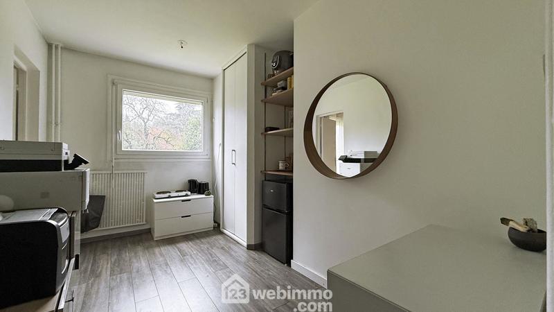 Bureau - 43 m² - 2 pièces