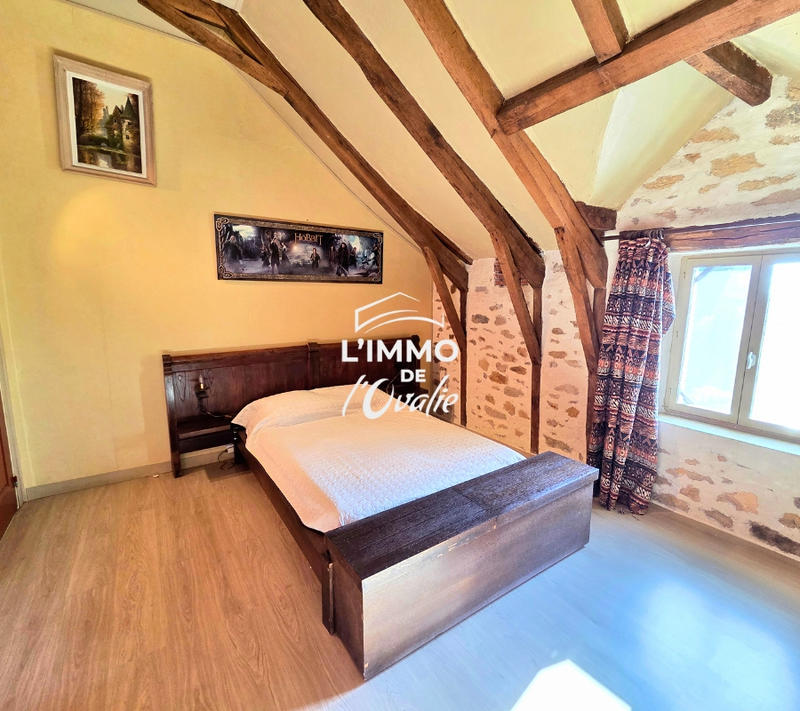 Maison - 230 m² - 8 pièces
