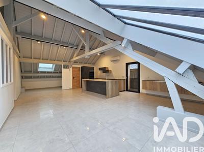 Appartement - 96 m² - 5 pièces