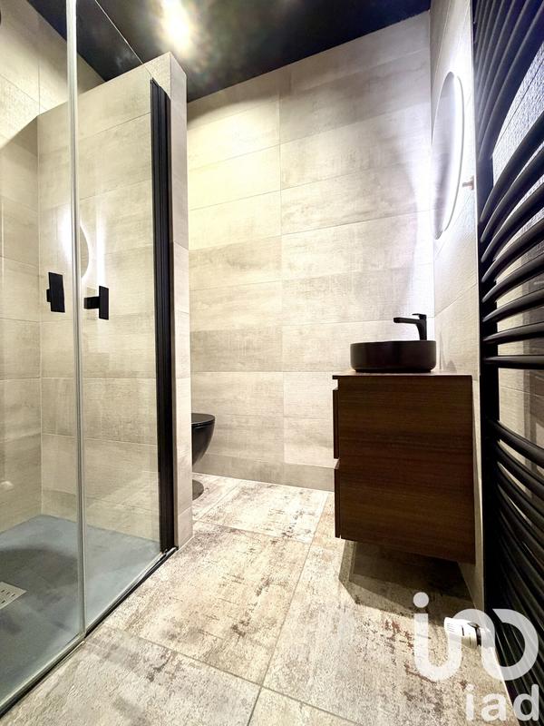 Maison - 253 m² - 6 pièces