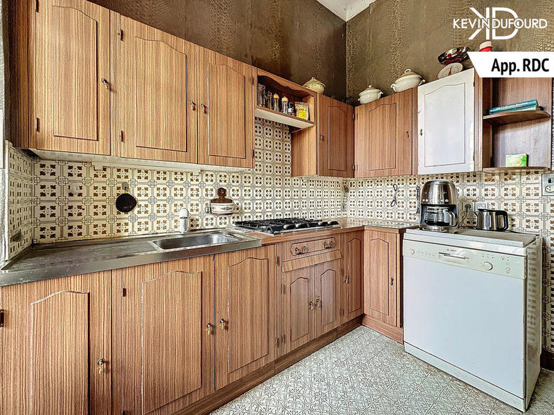 Maison - 290 m² - 10 pièces