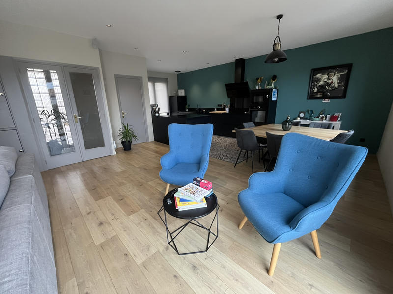 Maison - 102 m² - 4 pièces
