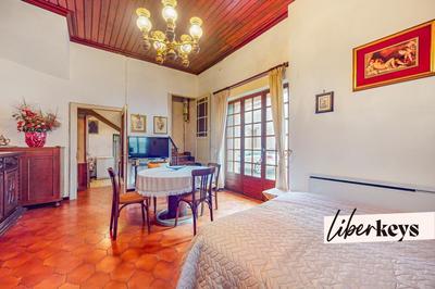 Maison de village - 130 m² - 5 pièces