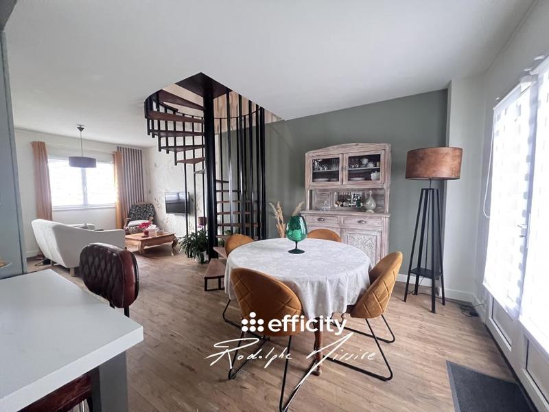 Maison - 75 m² - 4 pièces