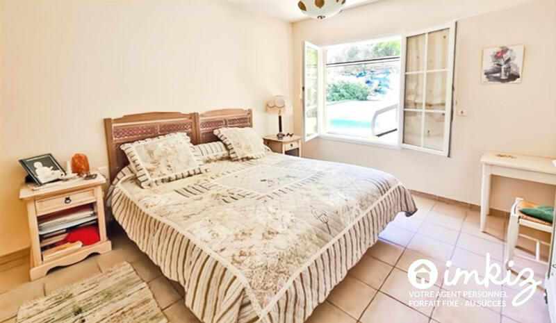 Maison - 408 m² - 13 pièces