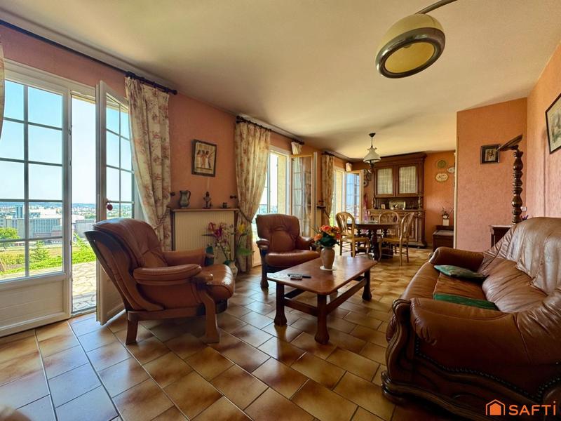 Maison - 100 m² - 5 pièces