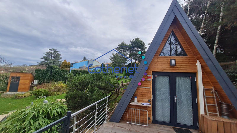 Maison - 232 m² - 5 pièces