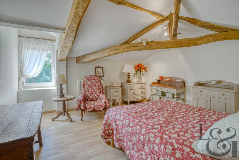 Maison - 182 m² - 6 pièces