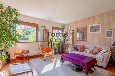 Maison - 85 m² - 5 pièces