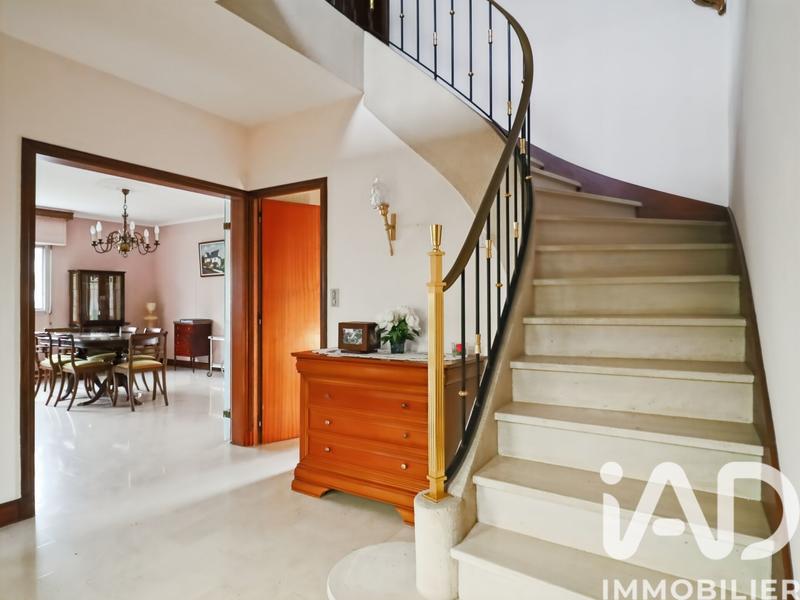 Maison - 145 m² - 6 pièces