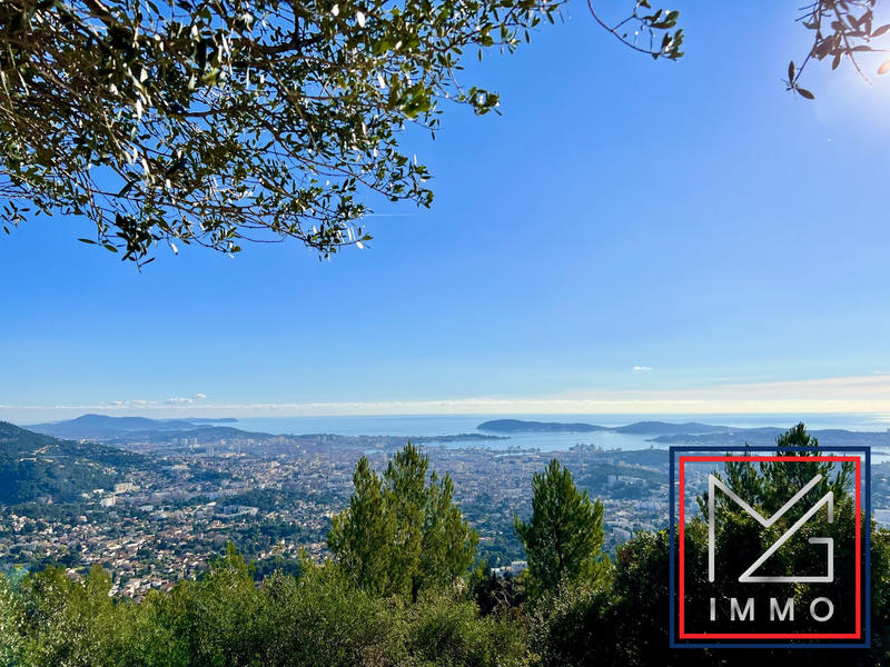 Villa - 285 m² - 8 pièces