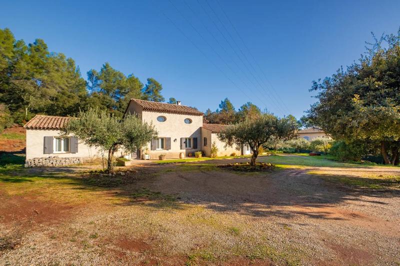 Maison - 180 m² - 5 pièces