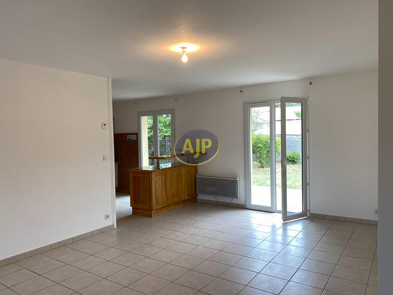 Maison - 92 m² - 4 pièces