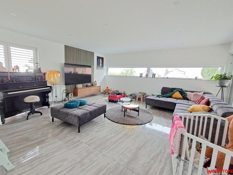 Maison - 150 m² - 4 pièces