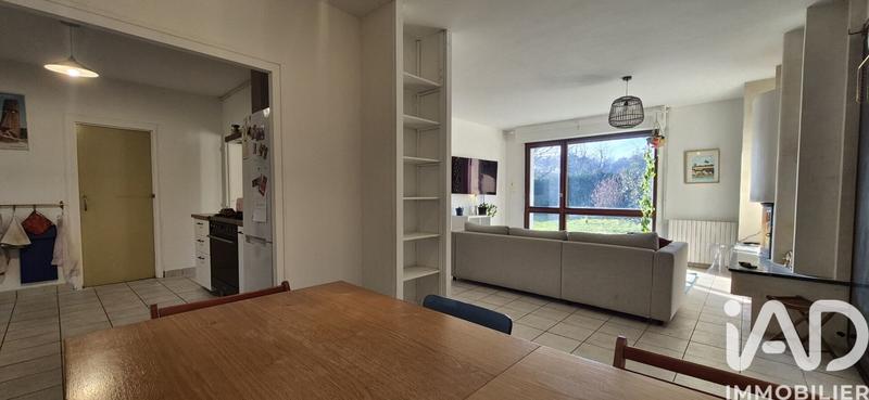 Maison - 102 m² - 4 pièces