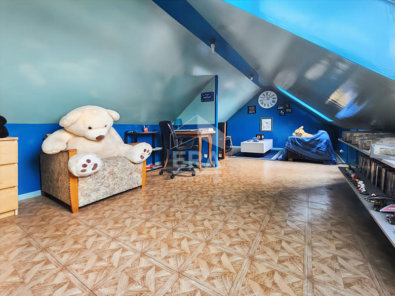 Maison - 110 m² - 7 pièces