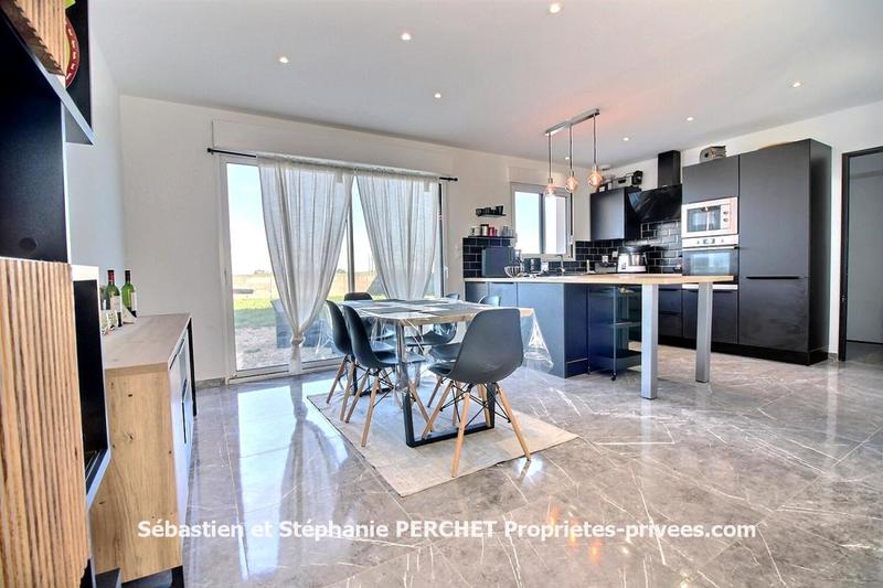 Maison - 110 m² - 5 pièces