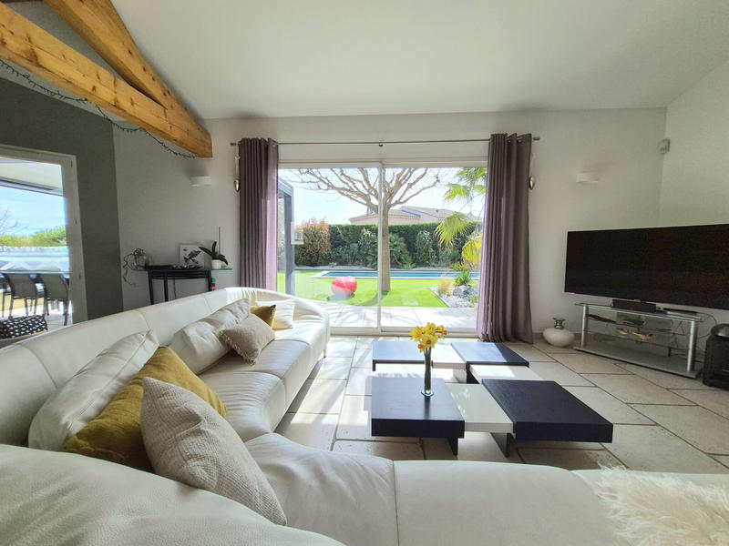 Villa - 188 m² - 6 pièces