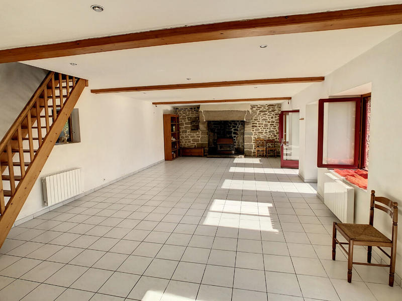 Maison - 266 m² - 8 pièces