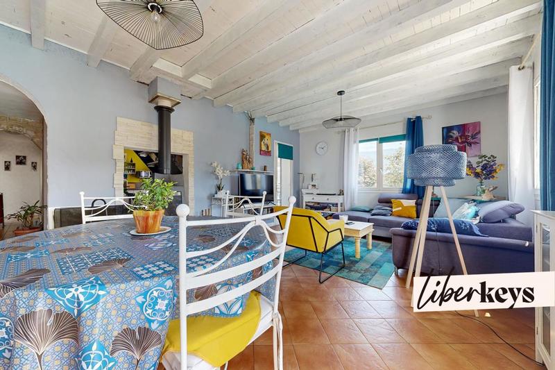 Maison - 180 m² - 5 pièces