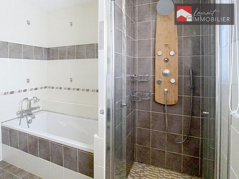 Maison - 143 m² - 6 pièces