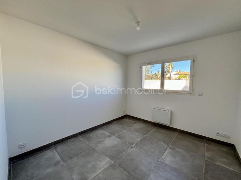 Villa - 80 m² - 4 pièces