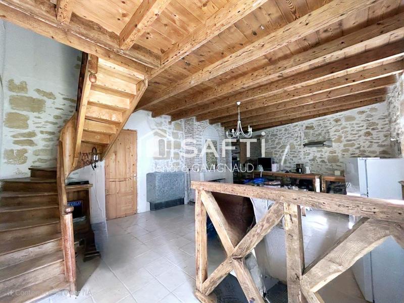 Maison - 370 m² - 12 pièces
