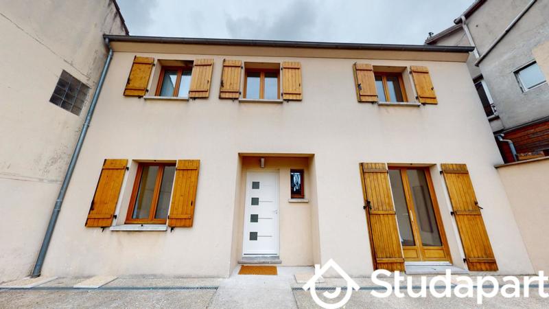 Chambre - 12 m² - 1 pièce