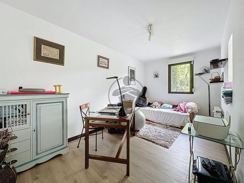 Maison - 162 m² - 8 pièces