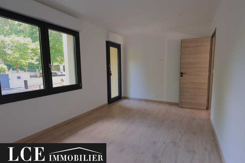 Maison - 175 m² - 6 pièces