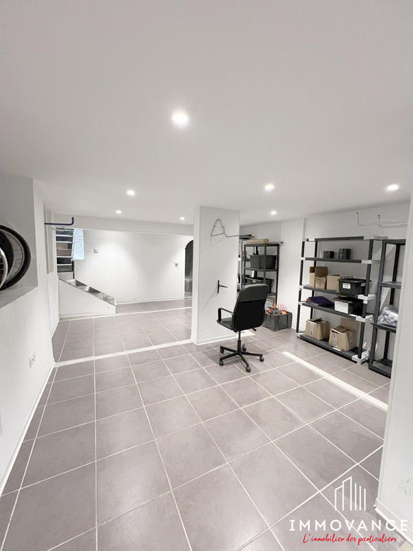 Local commercial - 107 m²