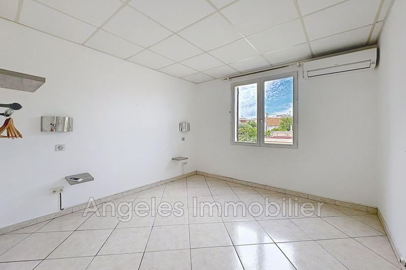 Bureau - 448 m²