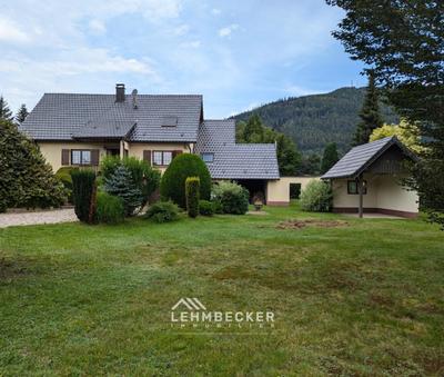 Maison - 143 m² - 7 pièces